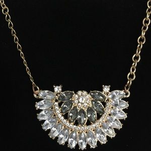 Vintage faux crystal/peridot charm necklace